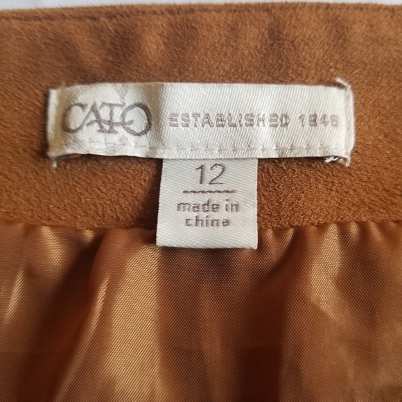 Faux suede skirt - Picture 2 of 3